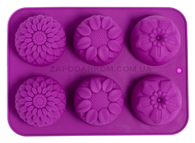 silikonovaja-forma-assorti-s-pionami.jpg