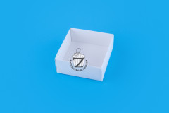 Коробка для 4 конфет 8 х 8 х 3,5 см с окном Серебро