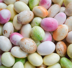 Пасхальные яйца Spotty из натурального шоколада с миндалем