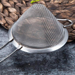 Lacor 62611 Сито металлическое коническое с ручкой, 10 см